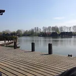 度假居 Stillwater De Rijd